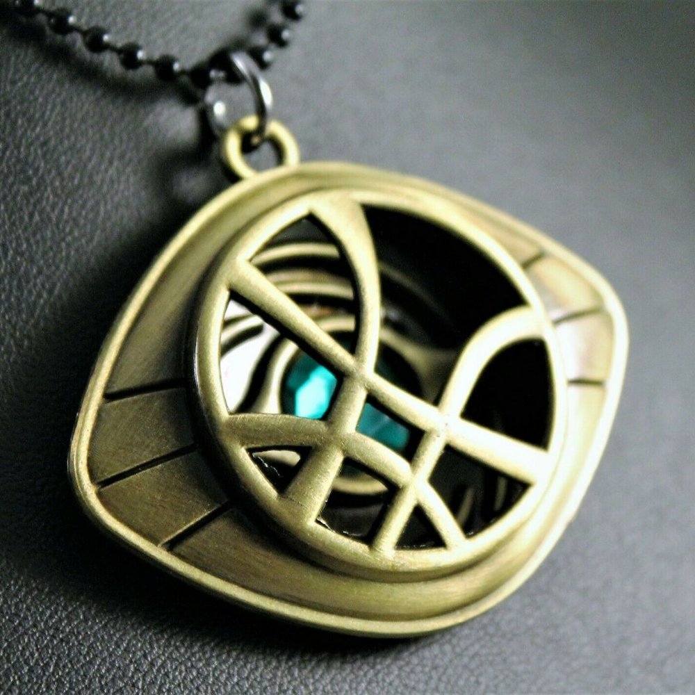 Marvel Dr. Strange Eye of Agamotto Necklace - Picture 4 of 6